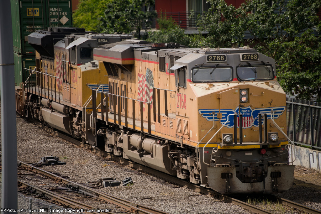 UP 2768 & UP 8954